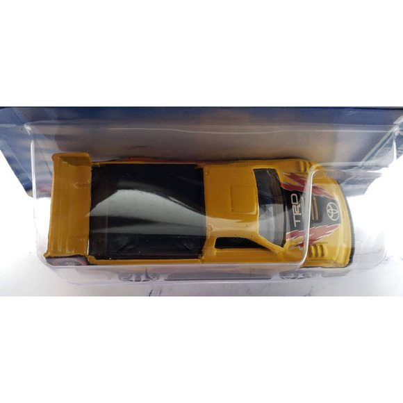 Hot Wheels 2003 Alt Terrain 2/10 Pikes Peak Tacoma Yellow With Chrome Y5 Wheels - Picture 4 of 8